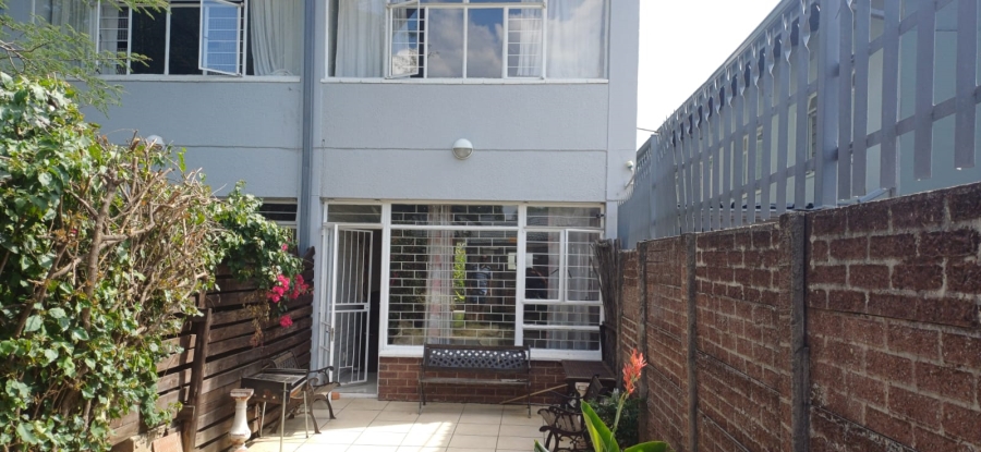 2 Bedroom Property for Sale in Darrenwood Gauteng