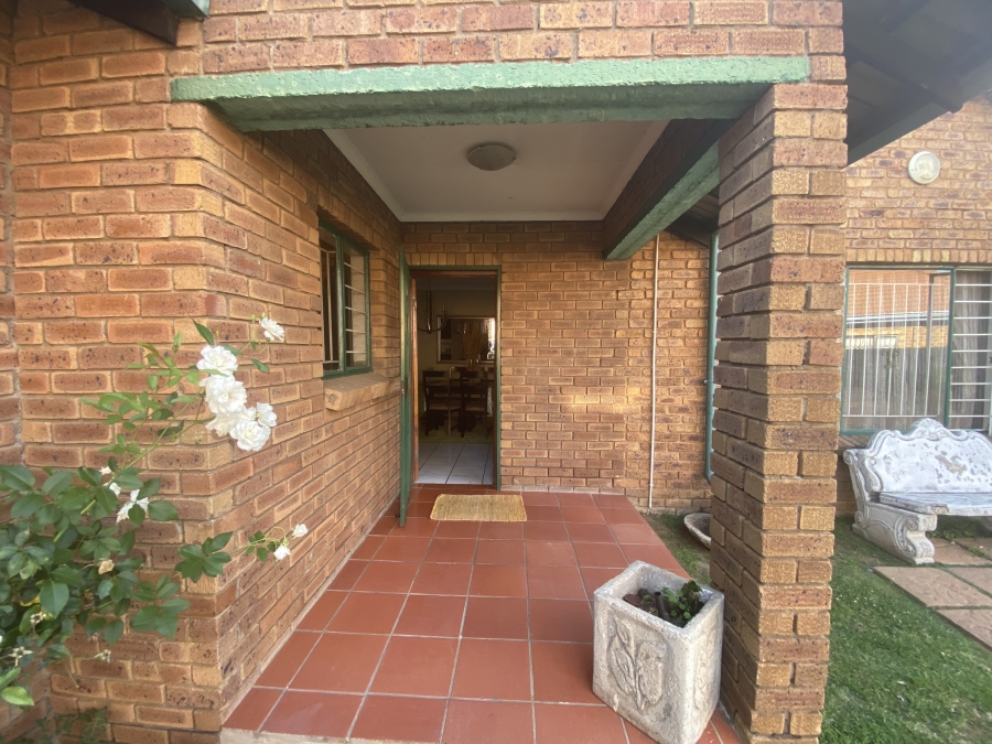4 Bedroom Property for Sale in  Dalpark Ext 11 Gauteng