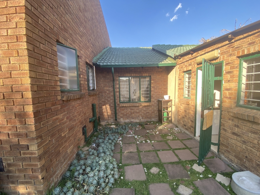 4 Bedroom Property for Sale in  Dalpark Ext 11 Gauteng