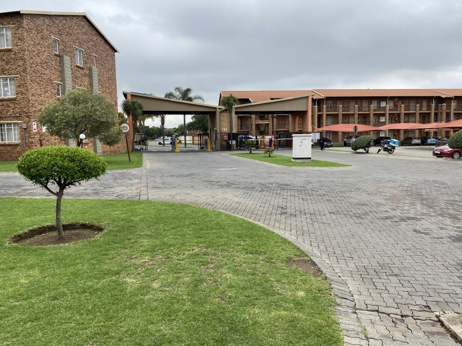 2 Bedroom Property for Sale in Comet Gauteng