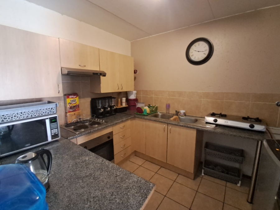 2 Bedroom Property for Sale in Comet Gauteng