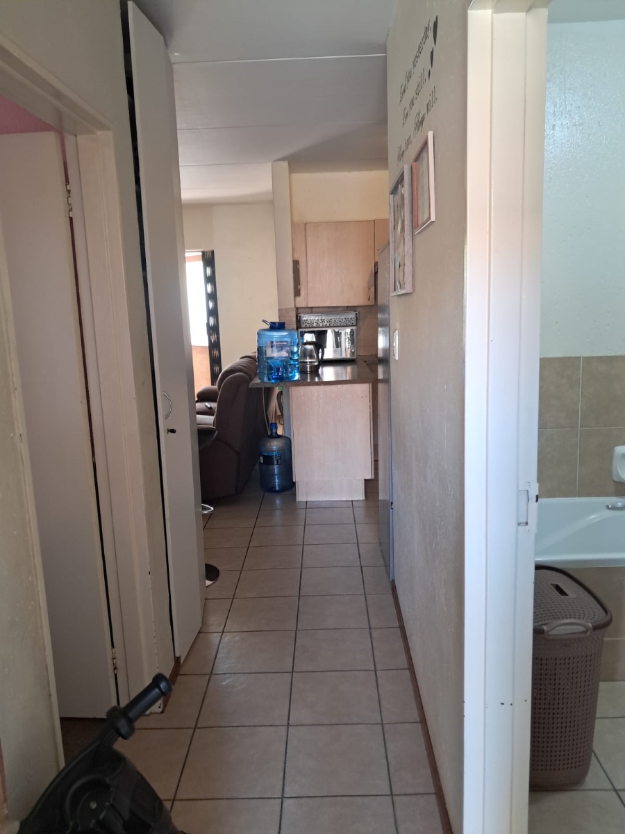 2 Bedroom Property for Sale in Comet Gauteng