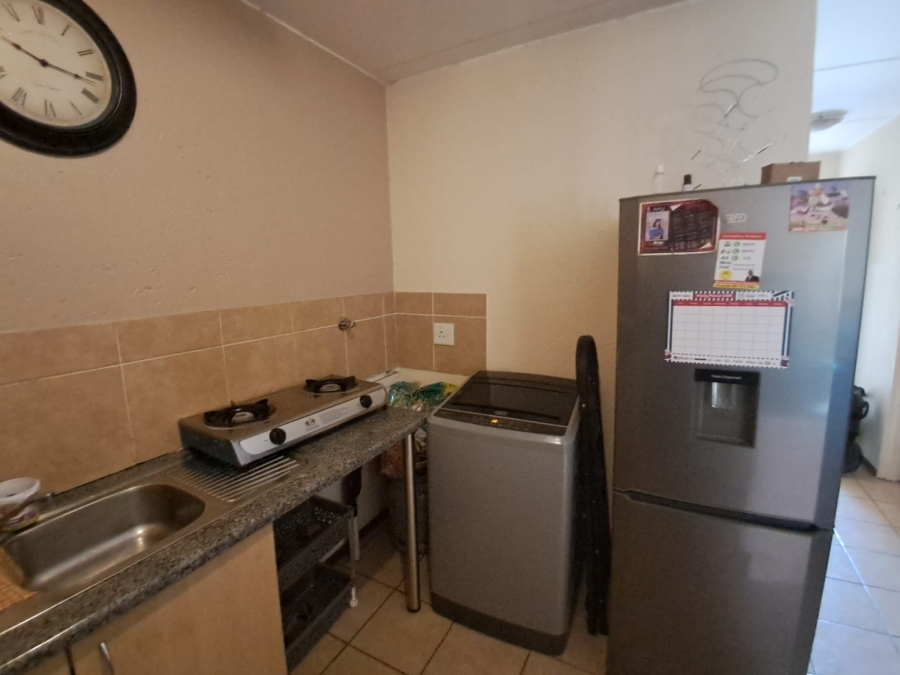 2 Bedroom Property for Sale in Comet Gauteng