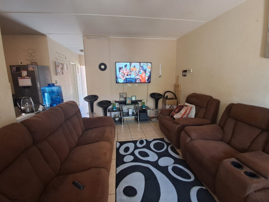 2 Bedroom Property for Sale in Comet Gauteng