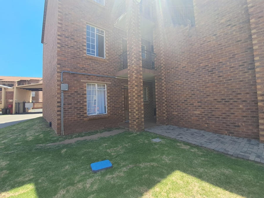 2 Bedroom Property for Sale in Comet Gauteng