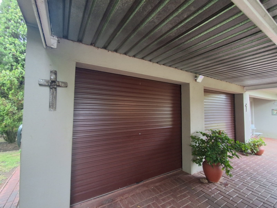 3 Bedroom Property for Sale in Falcon Ridge Gauteng