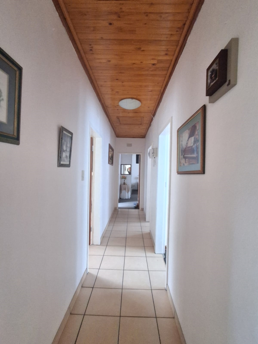 3 Bedroom Property for Sale in Falcon Ridge Gauteng