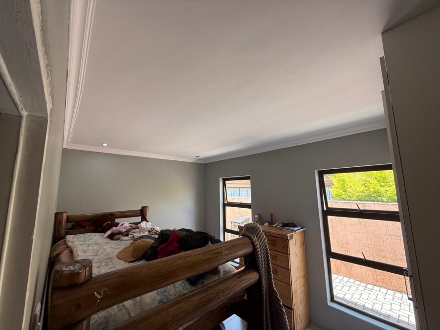 4 Bedroom Property for Sale in Vanderbijlpark SE 8 Gauteng