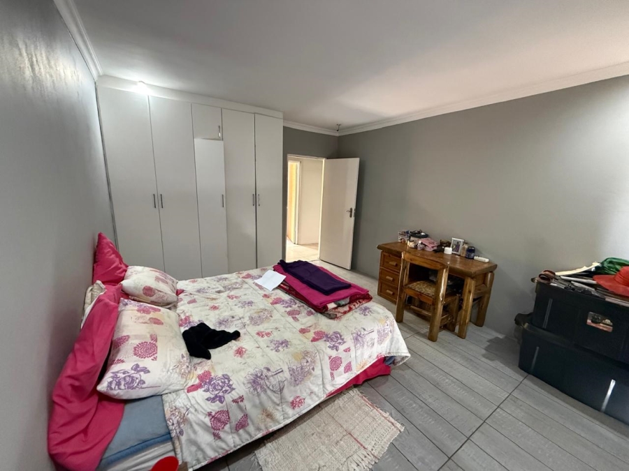 4 Bedroom Property for Sale in Vanderbijlpark SE 8 Gauteng