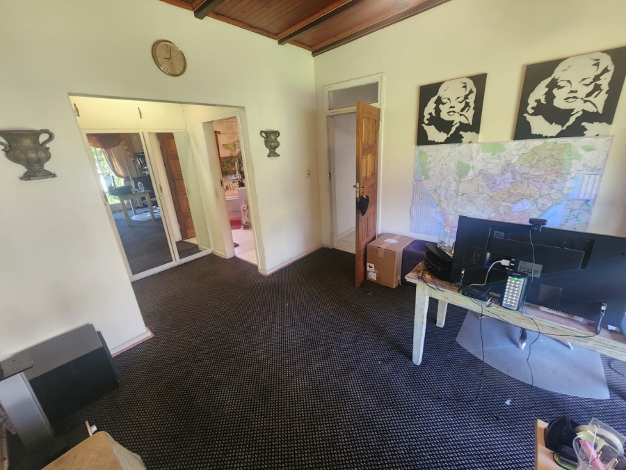 5 Bedroom Property for Sale in Kenleaf Gauteng