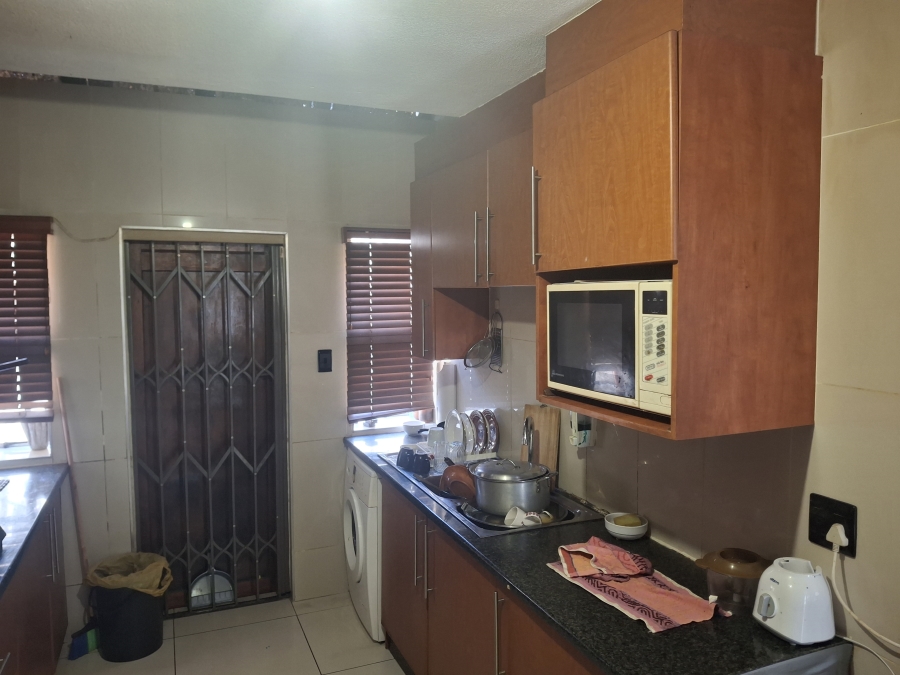 3 Bedroom Property for Sale in Bassonia Gauteng