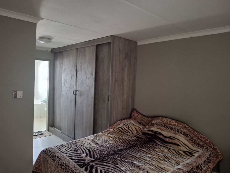 3 Bedroom Property for Sale in Bassonia Gauteng