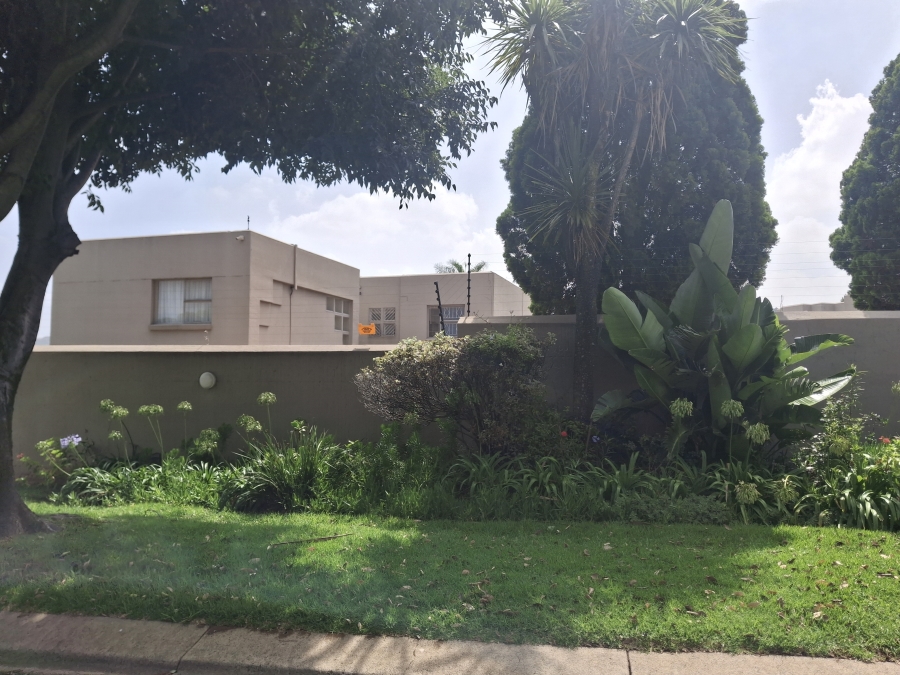 3 Bedroom Property for Sale in Bassonia Gauteng