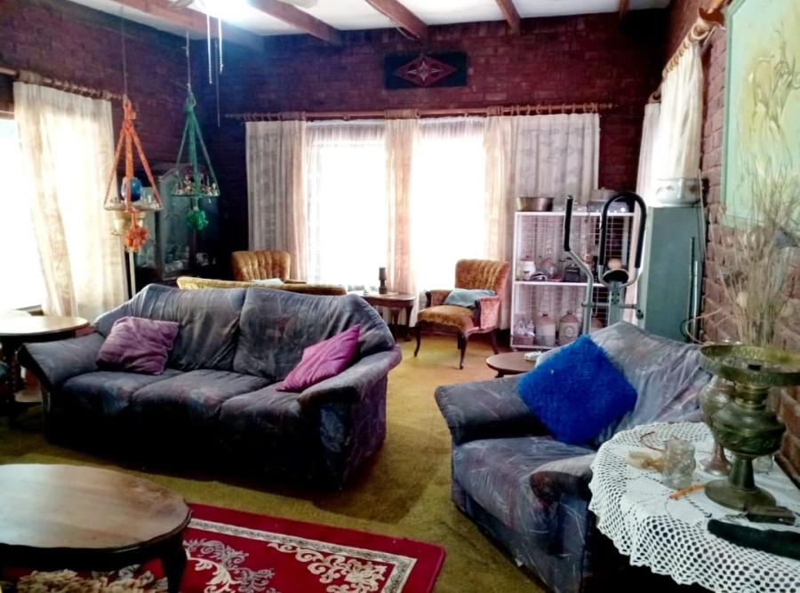 3 Bedroom Property for Sale in Uitzicht AH Gauteng