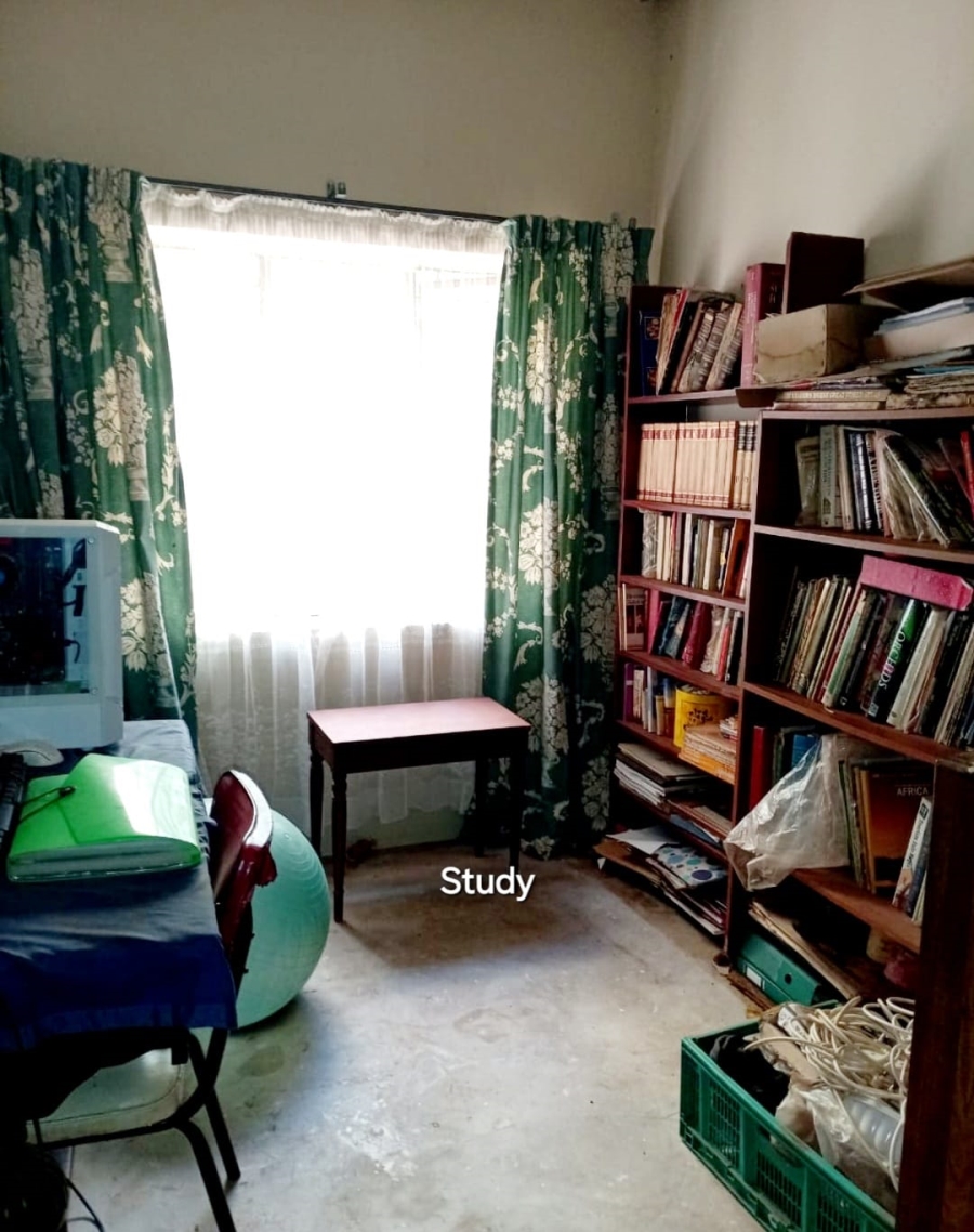 3 Bedroom Property for Sale in Uitzicht AH Gauteng