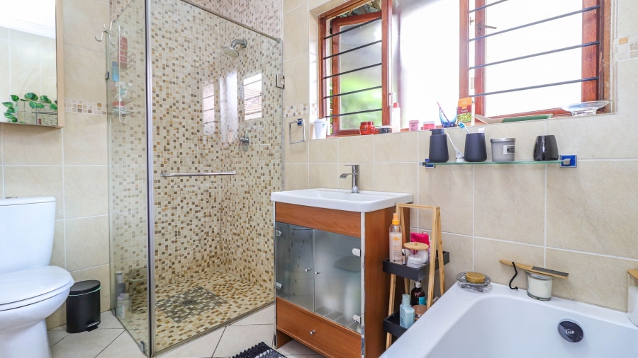 3 Bedroom Property for Sale in Bryanston Gauteng