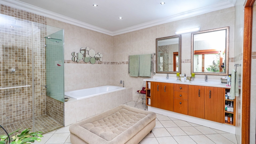 3 Bedroom Property for Sale in Bryanston Gauteng