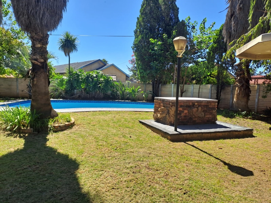 4 Bedroom Property for Sale in Sonland Park Gauteng
