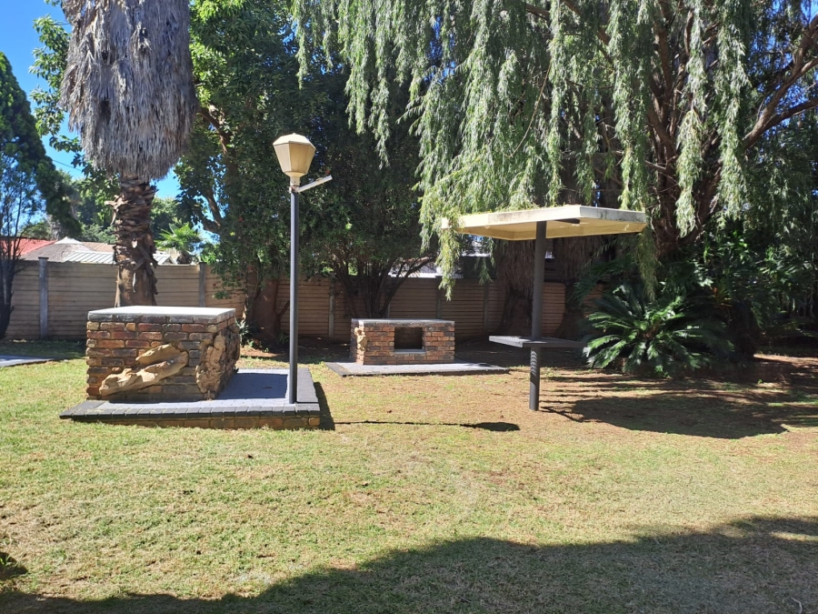 4 Bedroom Property for Sale in Sonland Park Gauteng