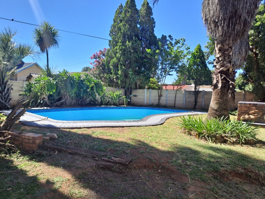 4 Bedroom Property for Sale in Sonland Park Gauteng