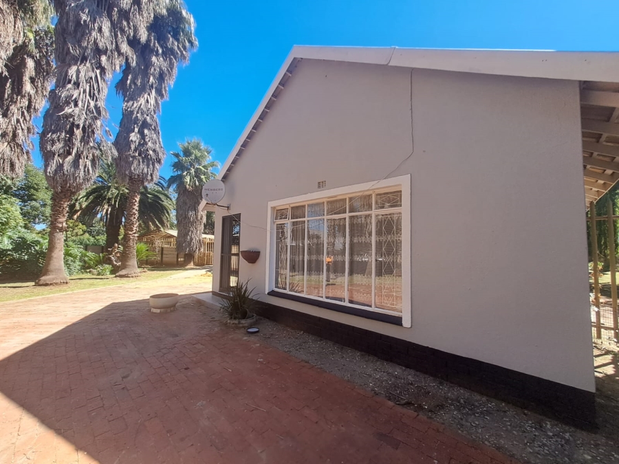 4 Bedroom Property for Sale in Sonland Park Gauteng