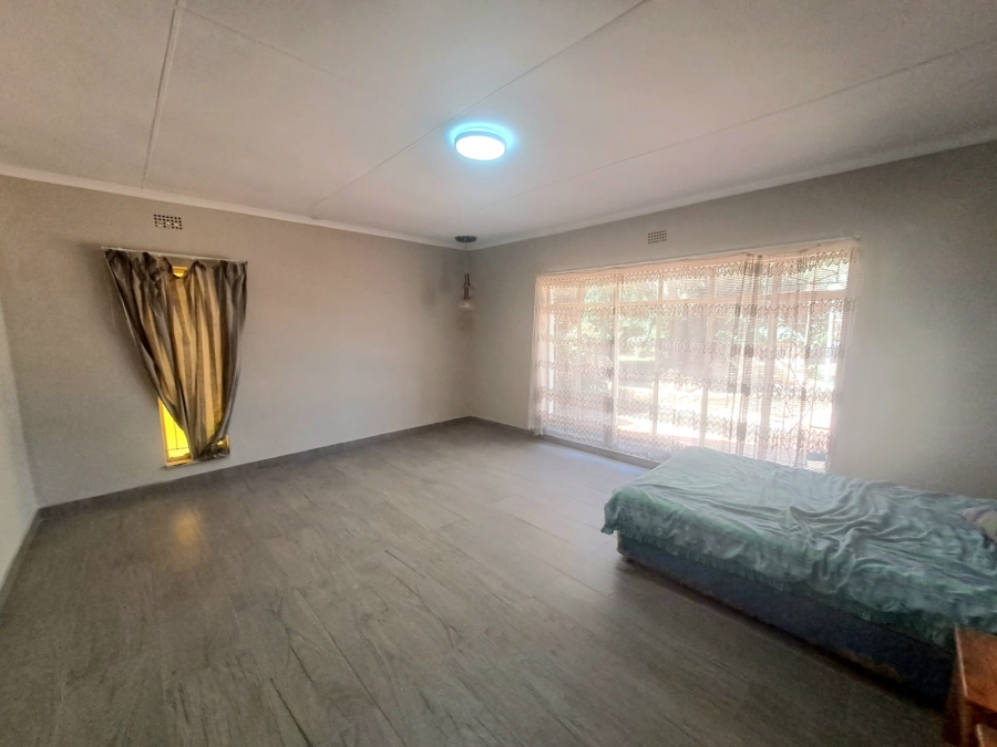 4 Bedroom Property for Sale in Sonland Park Gauteng