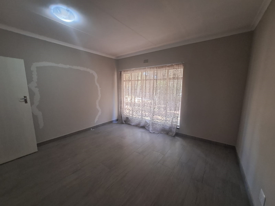 4 Bedroom Property for Sale in Sonland Park Gauteng