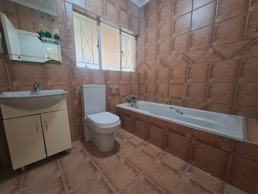 4 Bedroom Property for Sale in Sonland Park Gauteng