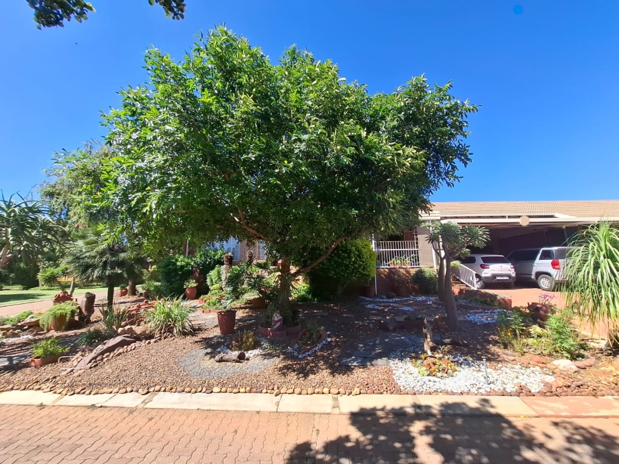 3 Bedroom Property for Sale in Montana Park Gauteng