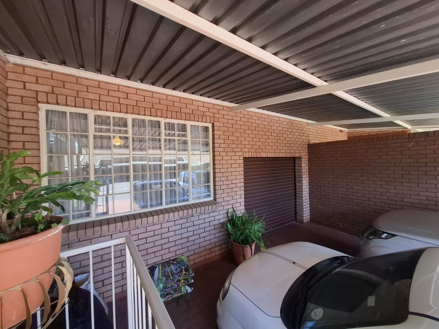 3 Bedroom Property for Sale in Montana Park Gauteng