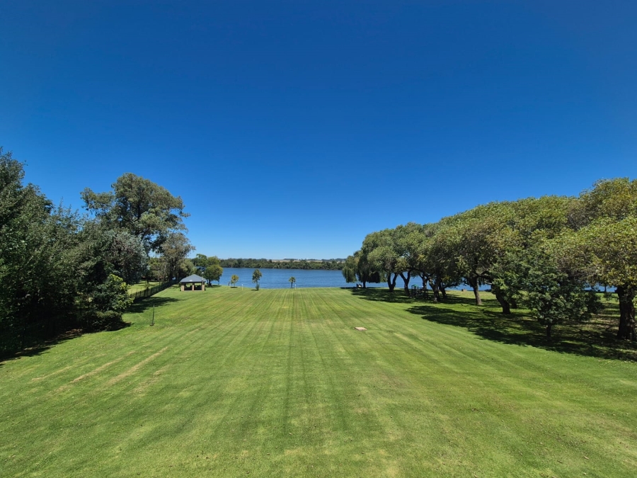 4 Bedroom Property for Sale in Vaalview Gauteng