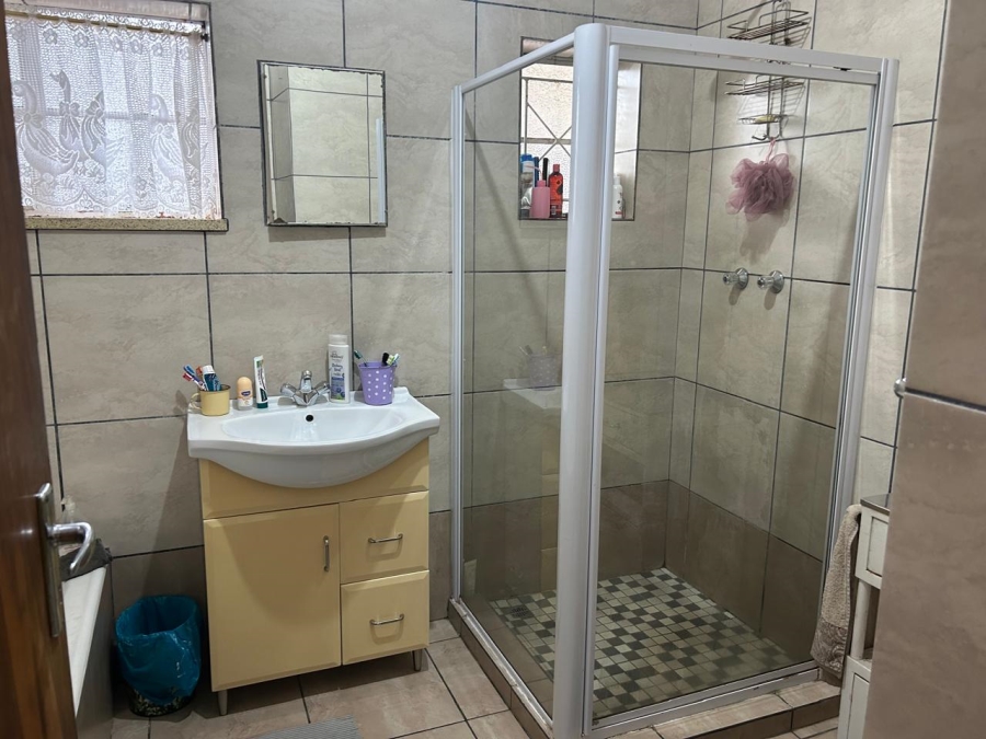 4 Bedroom Property for Sale in Parkdene Gauteng