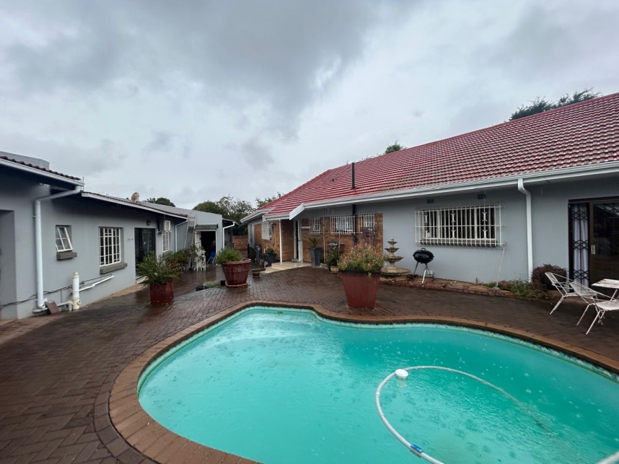 4 Bedroom Property for Sale in Parkdene Gauteng