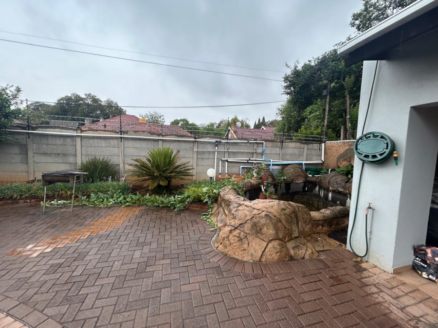4 Bedroom Property for Sale in Parkdene Gauteng