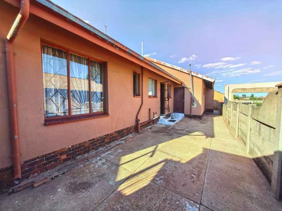 3 Bedroom Property for Sale in Sebokeng Zone 3 Gauteng