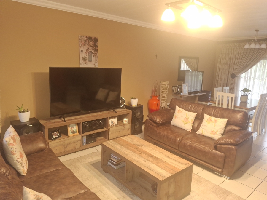 3 Bedroom Property for Sale in Albemarle Gauteng