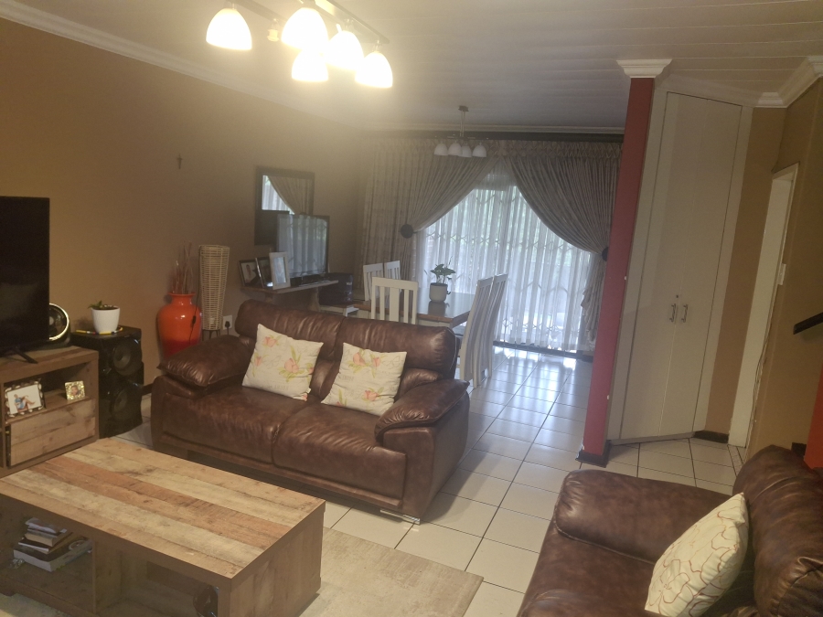 3 Bedroom Property for Sale in Albemarle Gauteng