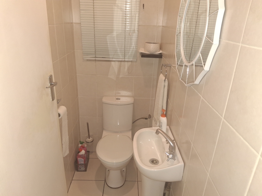 3 Bedroom Property for Sale in Albemarle Gauteng