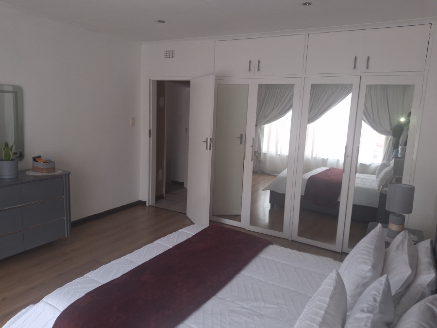 3 Bedroom Property for Sale in Albemarle Gauteng