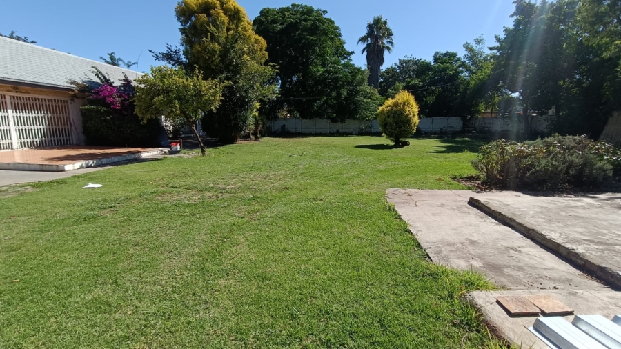 6 Bedroom Property for Sale in Bedworth Park Gauteng