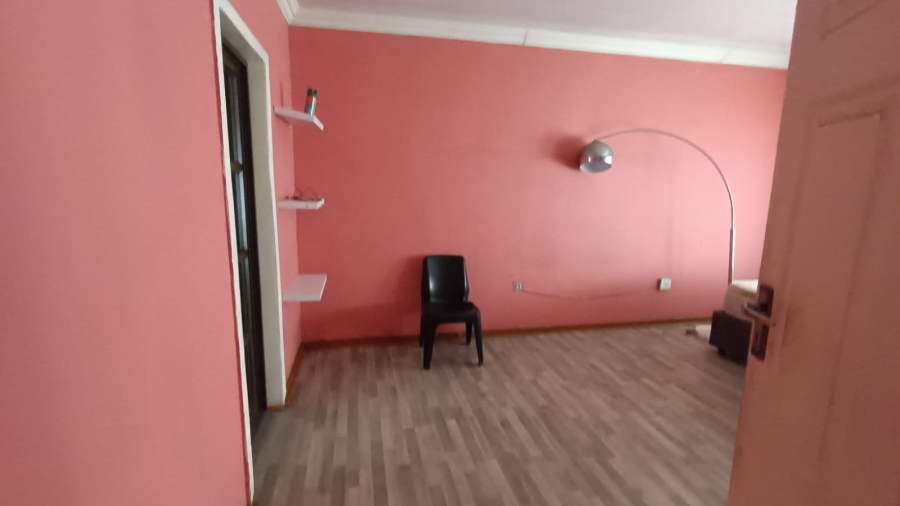 6 Bedroom Property for Sale in Bedworth Park Gauteng
