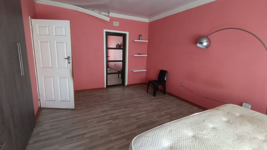 6 Bedroom Property for Sale in Bedworth Park Gauteng