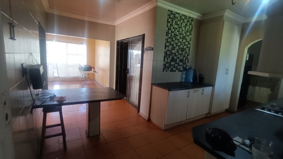 6 Bedroom Property for Sale in Bedworth Park Gauteng