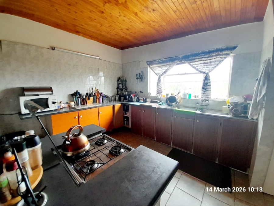 5 Bedroom Property for Sale in Pretoria North Gauteng