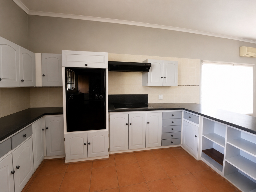 5 Bedroom Property for Sale in Pretoria North Gauteng