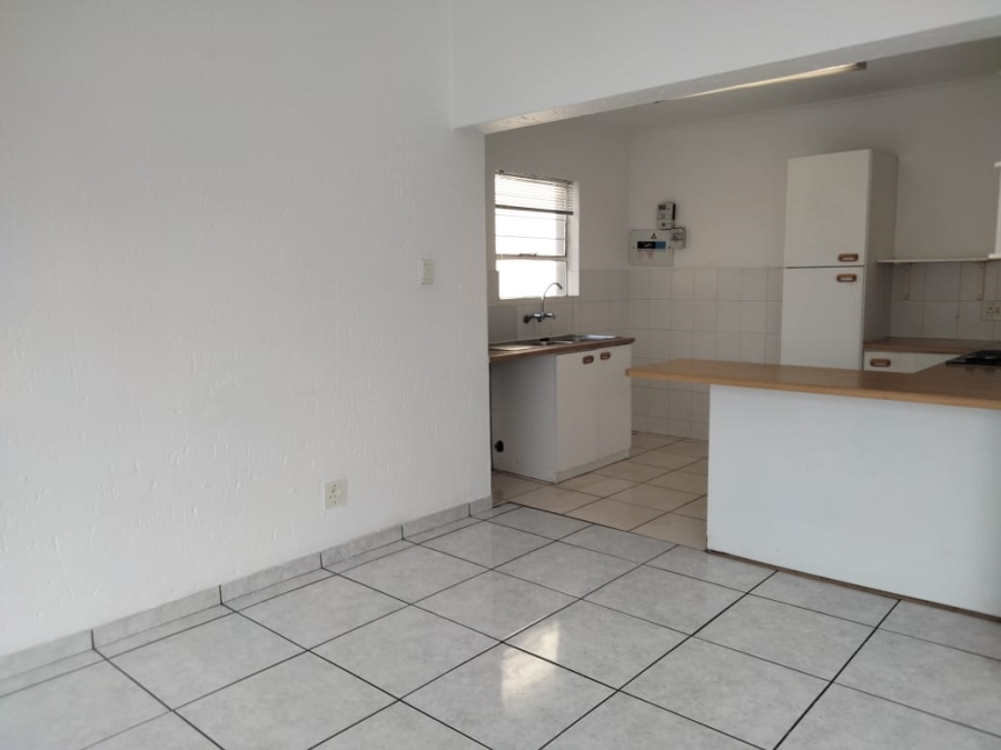 2 Bedroom Property for Sale in Radiokop Gauteng