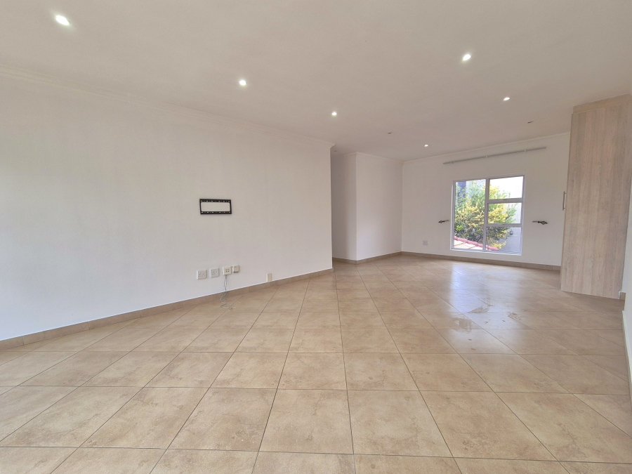 4 Bedroom Property for Sale in Ebotse Golf Estate Gauteng