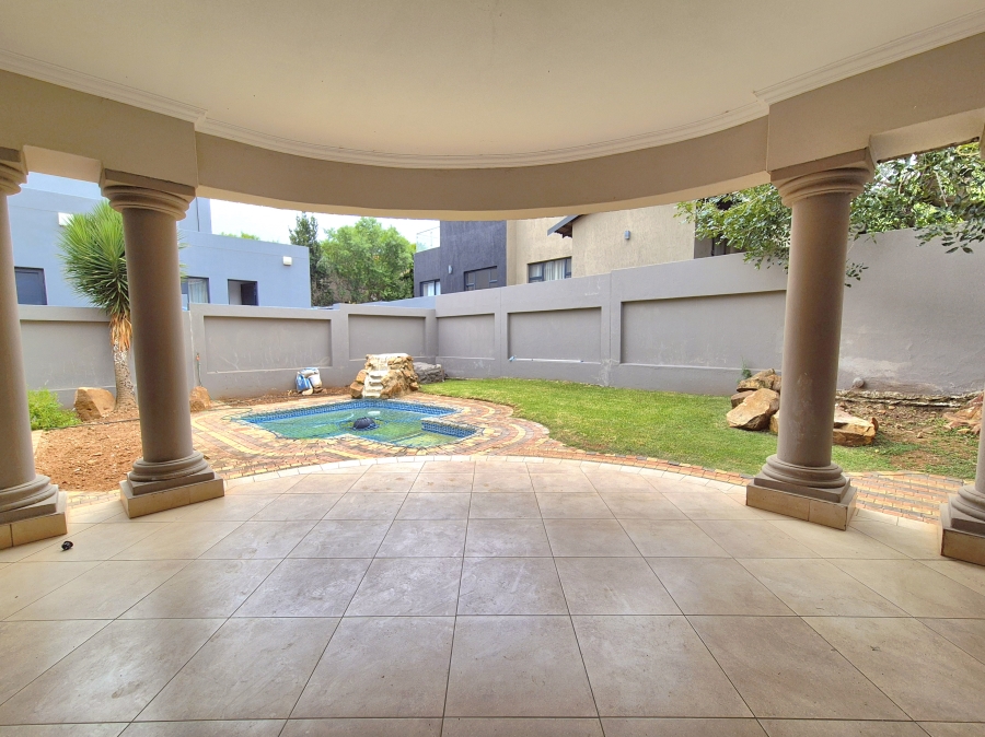 4 Bedroom Property for Sale in Ebotse Golf Estate Gauteng