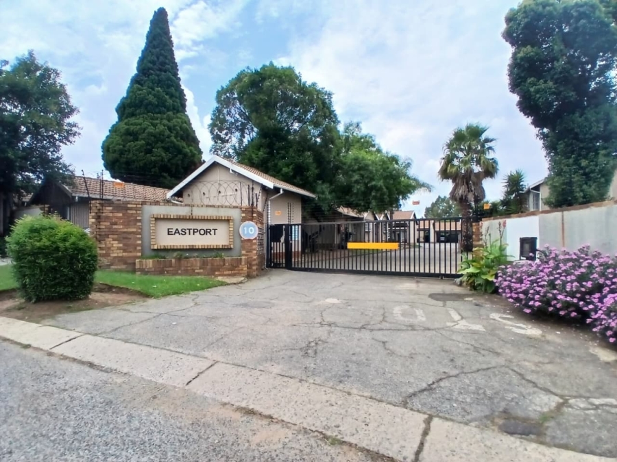 1 Bedroom Property for Sale in  Dalpark Ext 11 Gauteng