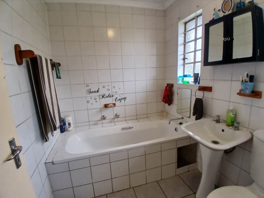 1 Bedroom Property for Sale in  Dalpark Ext 11 Gauteng